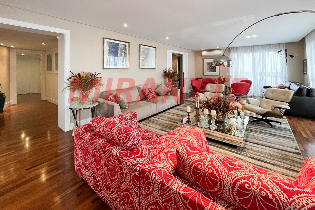 Apartamento de 320m² com 4 quartos em Santana