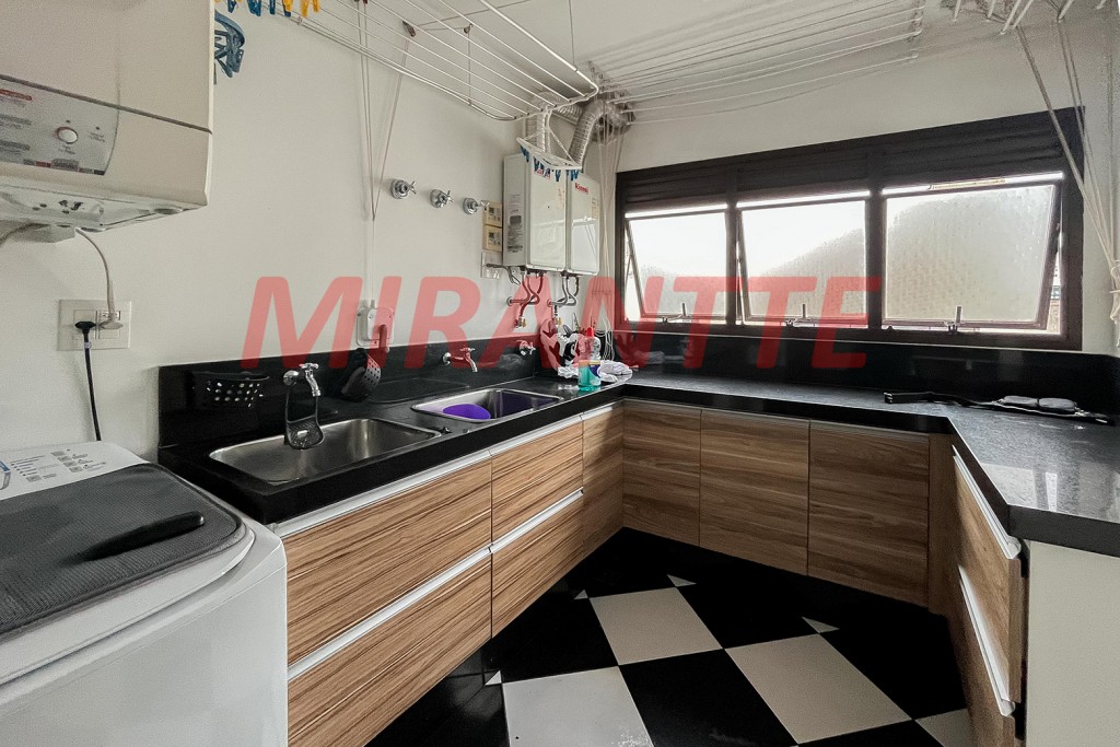 Apartamento de 320m² com 4 quartos em Santana