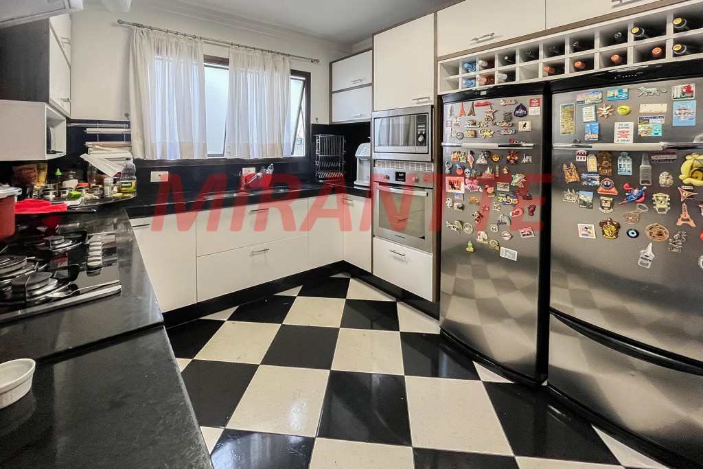 Apartamento de 320m² com 4 quartos em Santana