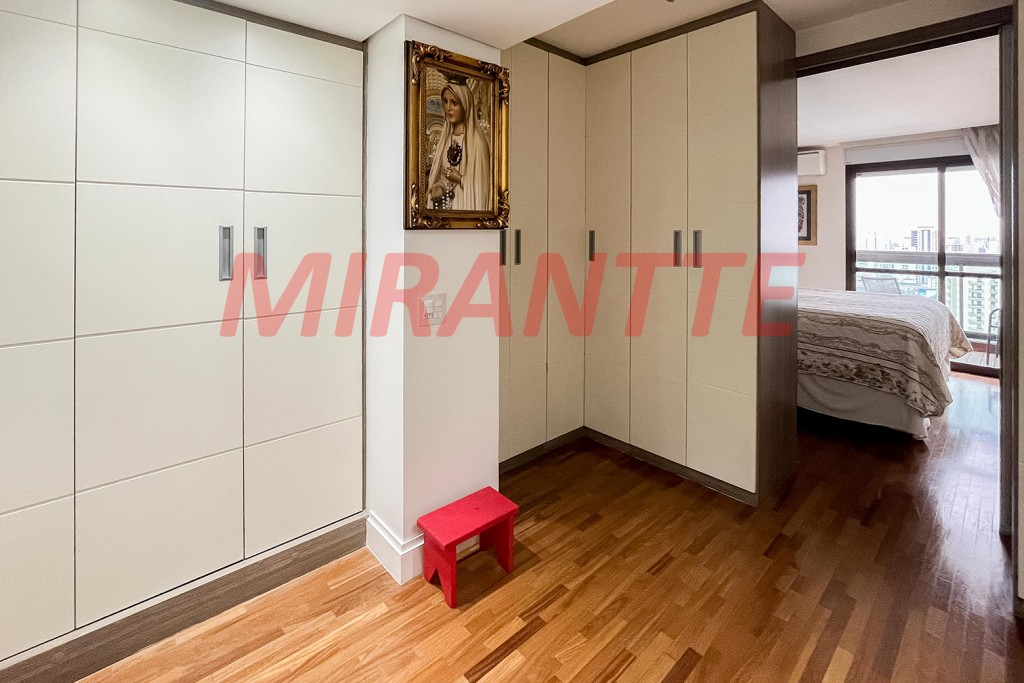 Apartamento de 320m² com 4 quartos em Santana