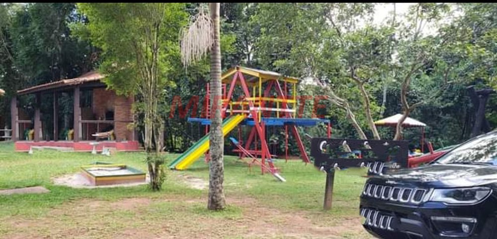 Terreno de 2690m² em Serra Da Cantareira
