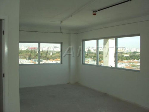 Comercial de 42m² em Santana