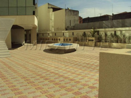 Comercial de 42m² em Santana