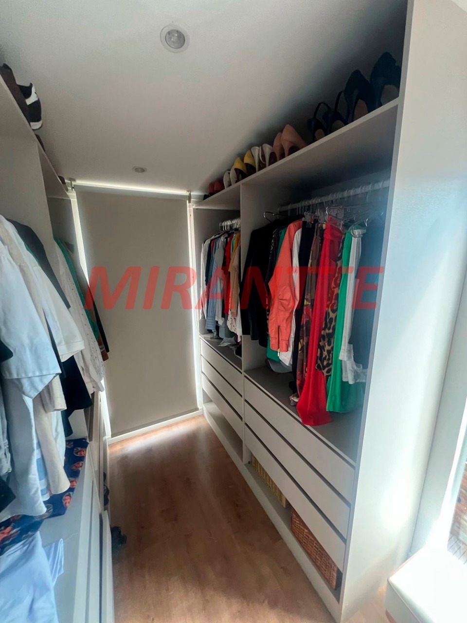 Sobrado de 250m² com 2 quartos em Tremembe