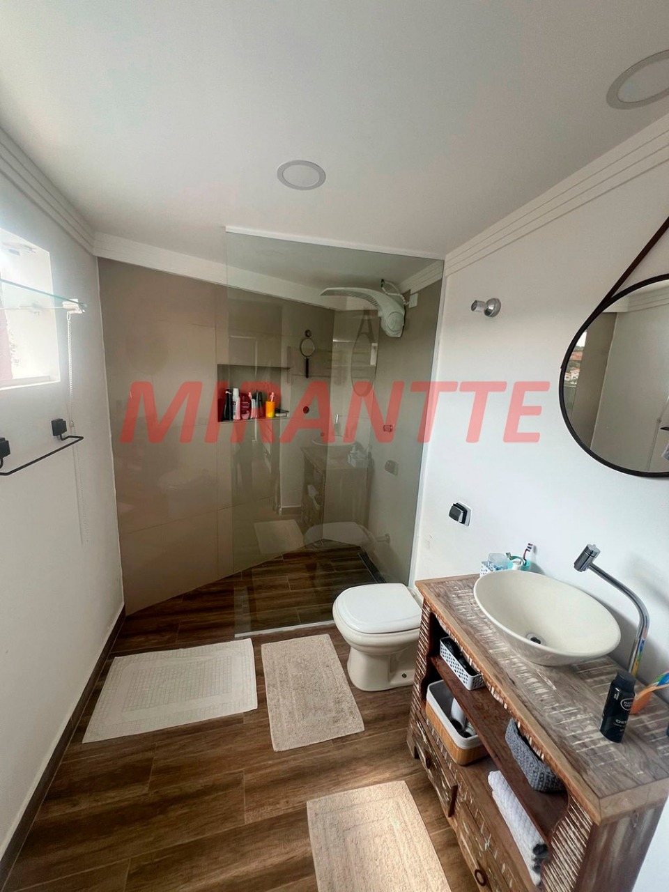 Sobrado de 250m² com 2 quartos em Tremembe
