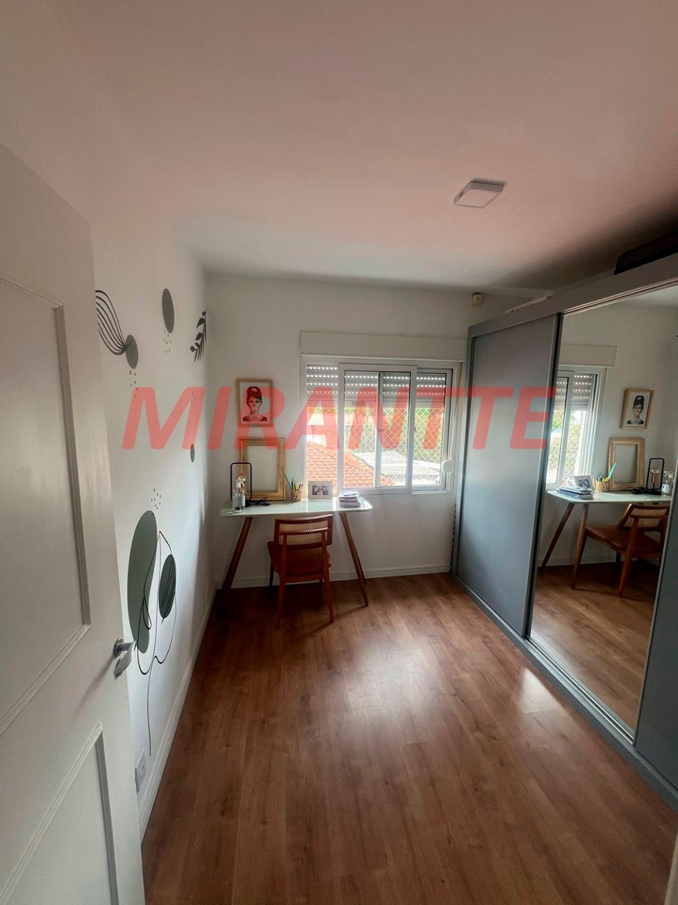 Sobrado de 250m² com 2 quartos em Tremembe
