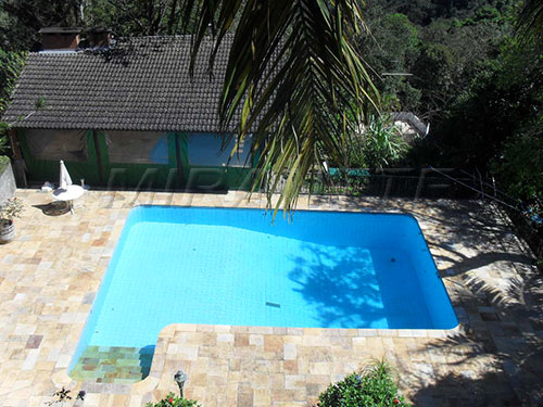 Sobrado de 3500m² com 5 quartos em Serra Da Cantareira