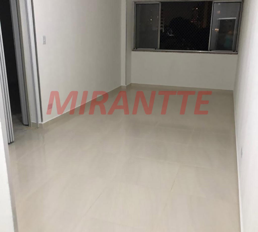 Apartamento de 90m² com 2 quartos em Santana