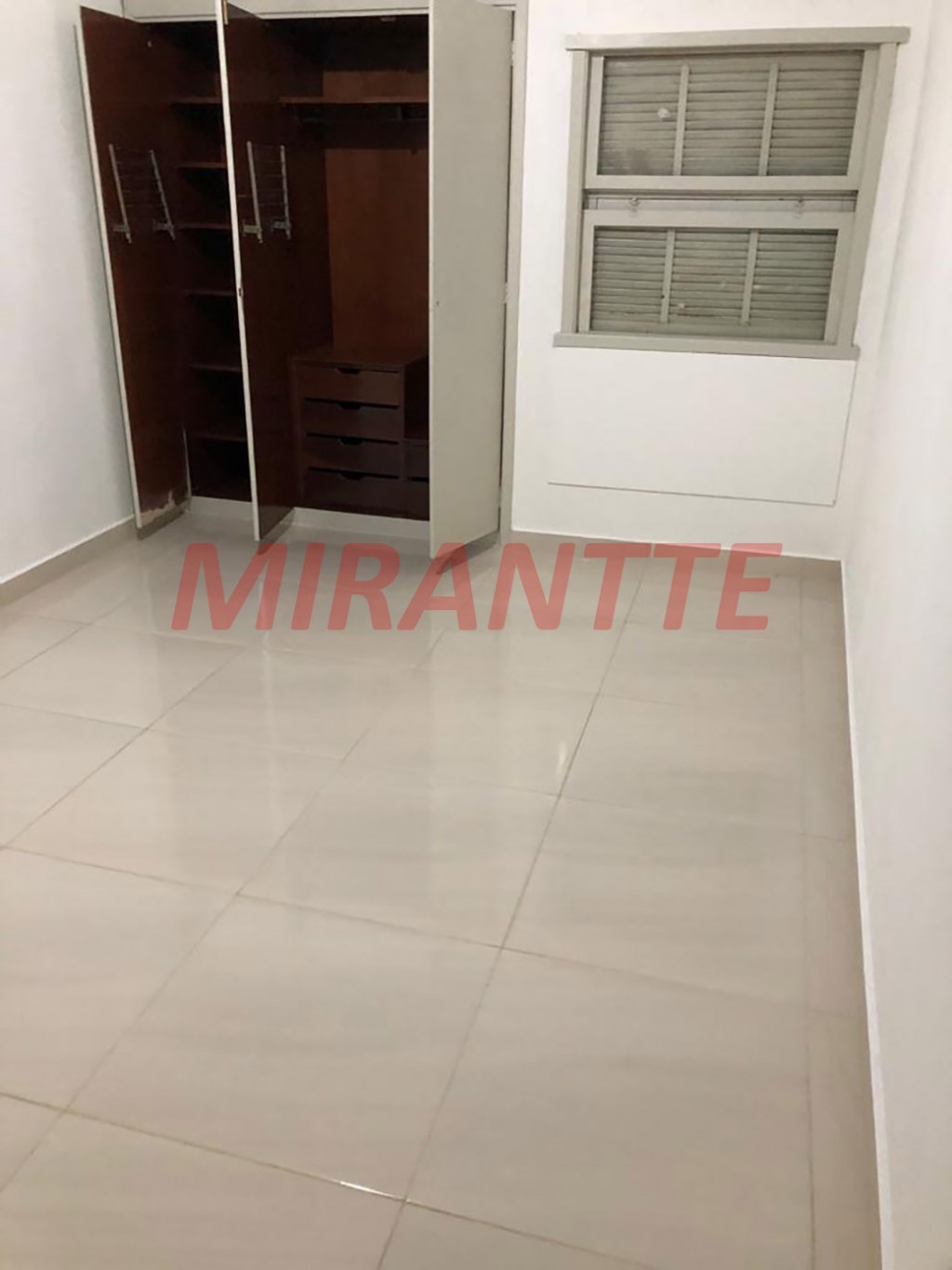 Apartamento de 90m² com 2 quartos em Santana