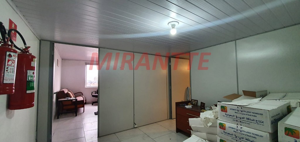 Galpao de 290m² em Parque Peruche