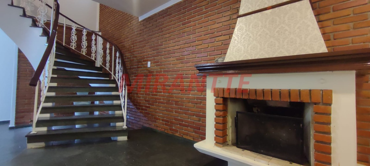 Sobrado de 400m² com 3 quartos em Tremembe