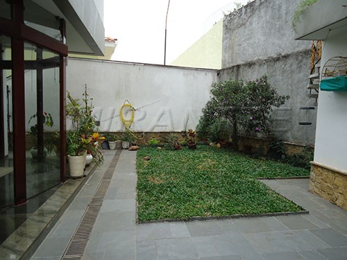 Sobrado de 490m² com 5 quartos em Jardim França