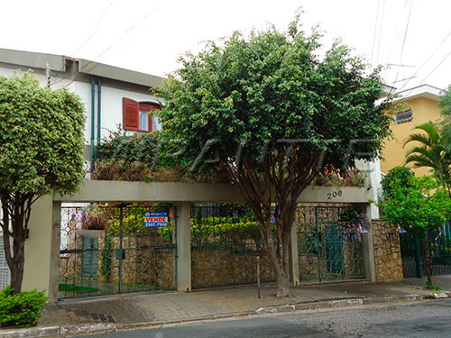 Sobrado de 490m² com 5 quartos em Jardim França