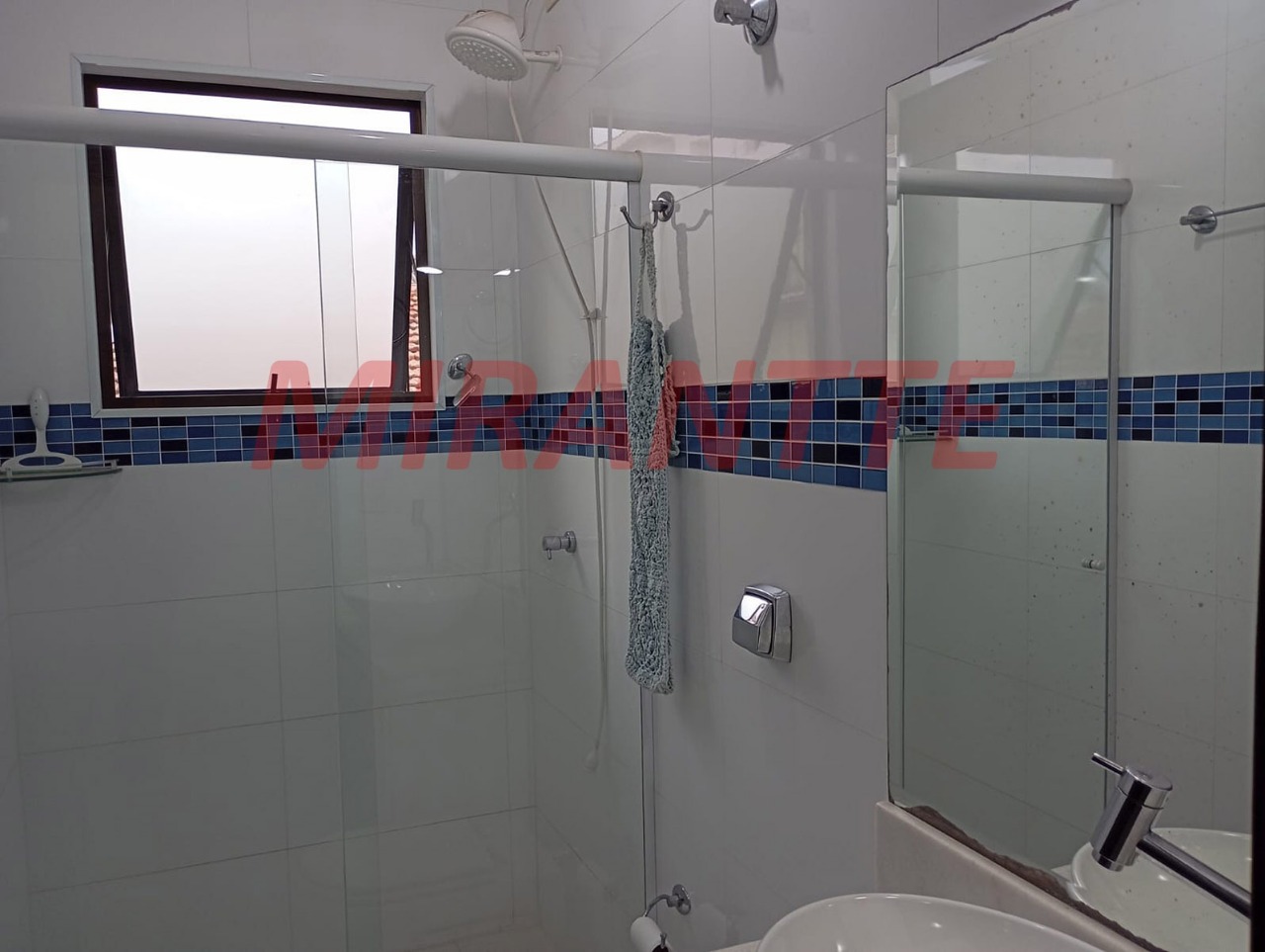 Sobrado de 160m² com 3 quartos em Vila Roque
