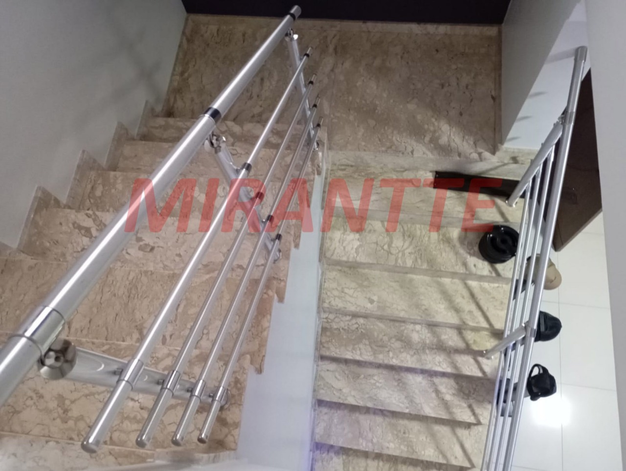 Sobrado de 160m² com 3 quartos em Vila Roque