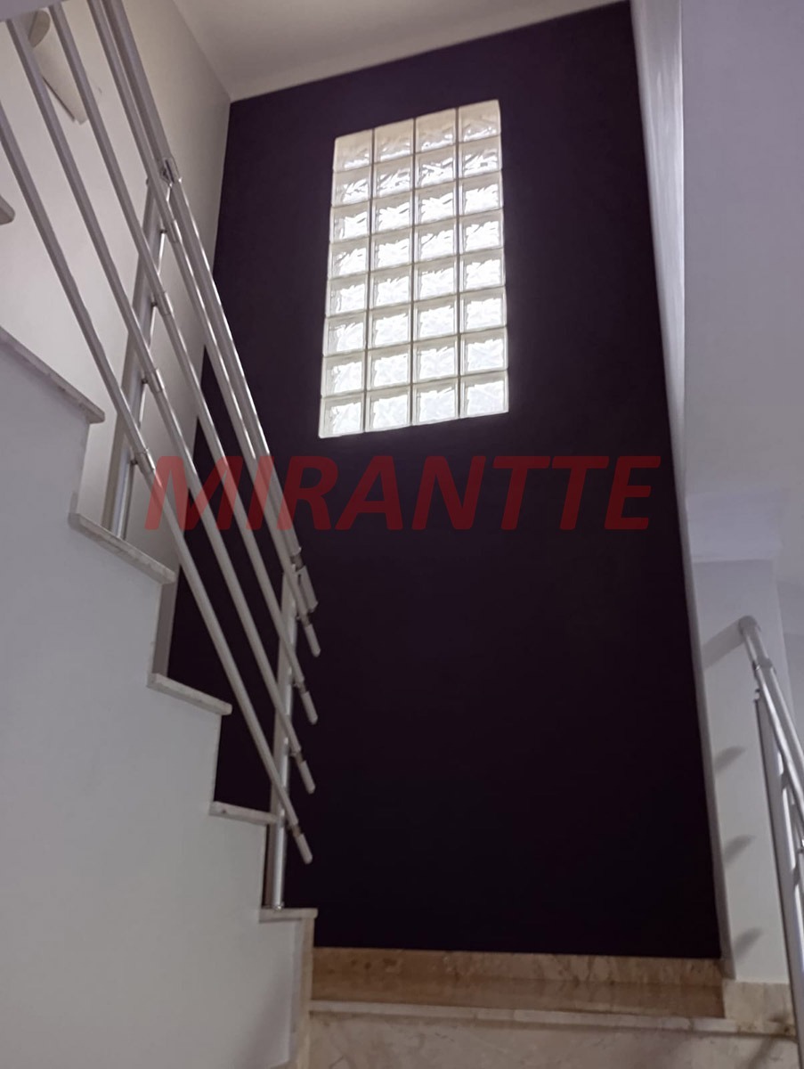 Sobrado de 160m² com 3 quartos em Vila Roque