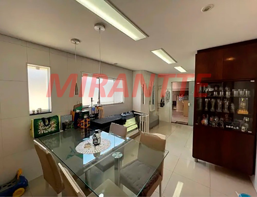 Sobrado de 156m² com 3 quartos em Mandaqui