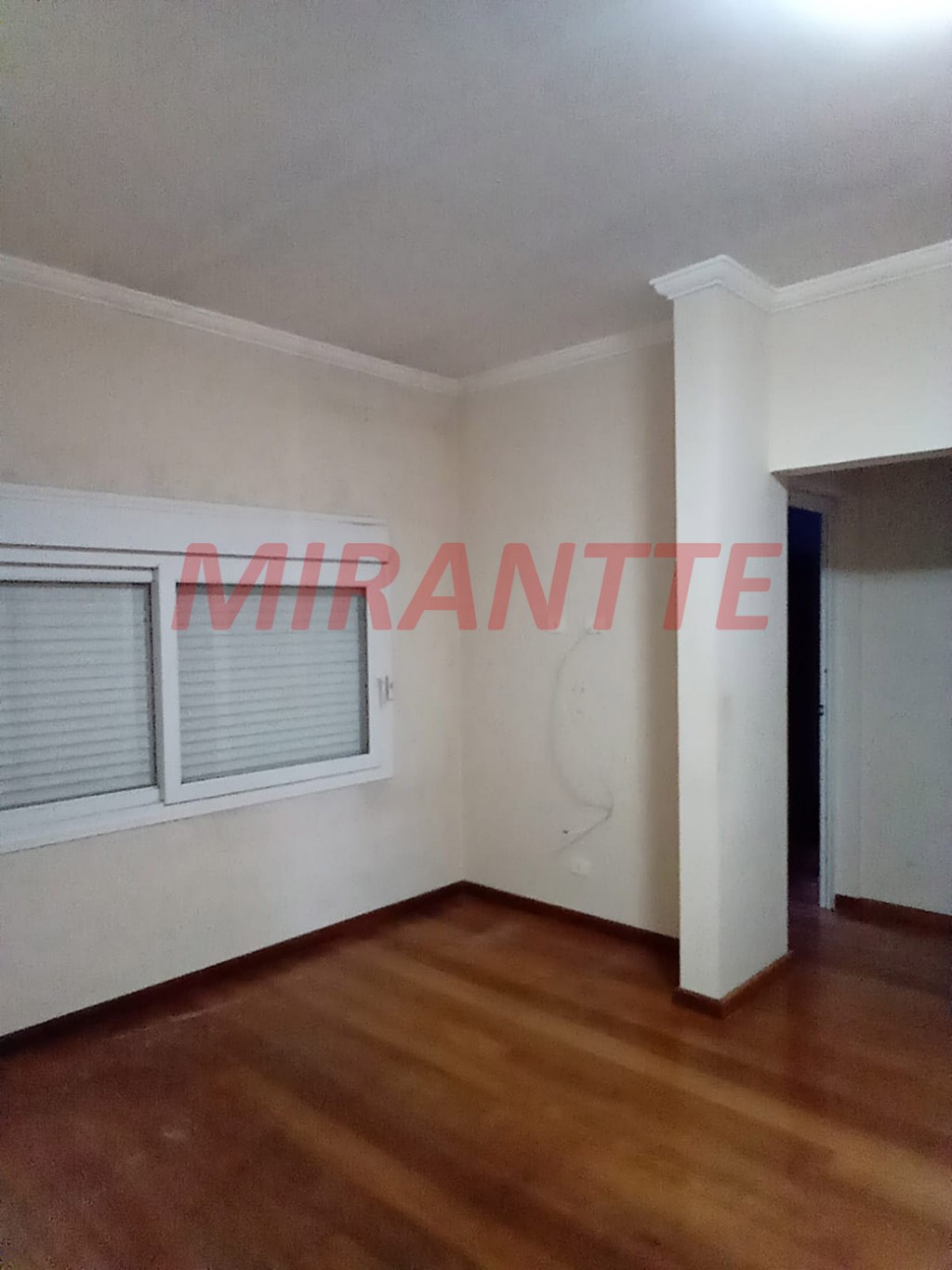 Sobrado de 550m² com 8 quartos em Serra Da Cantareira