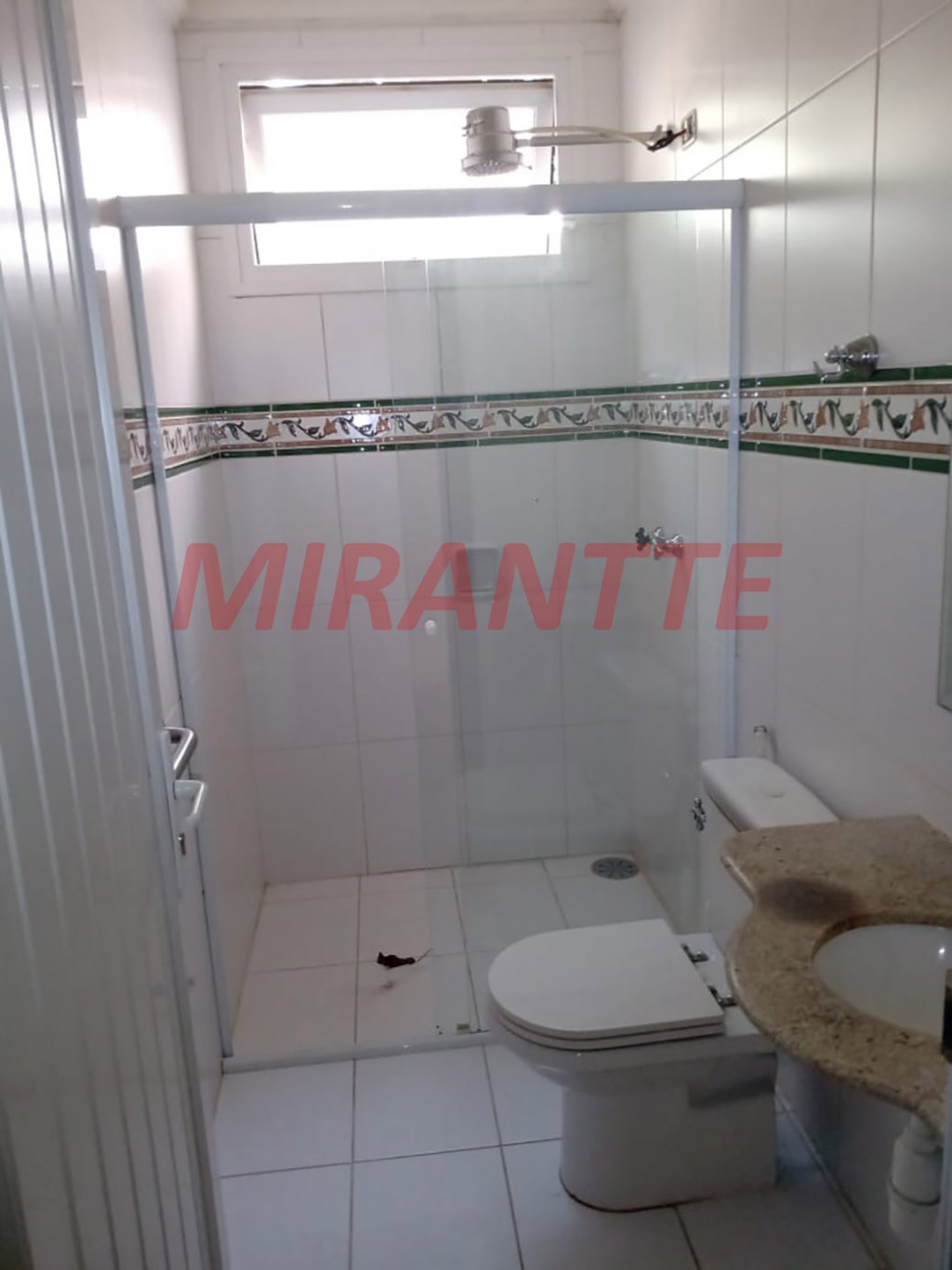 Sobrado de 550m² com 8 quartos em Serra Da Cantareira