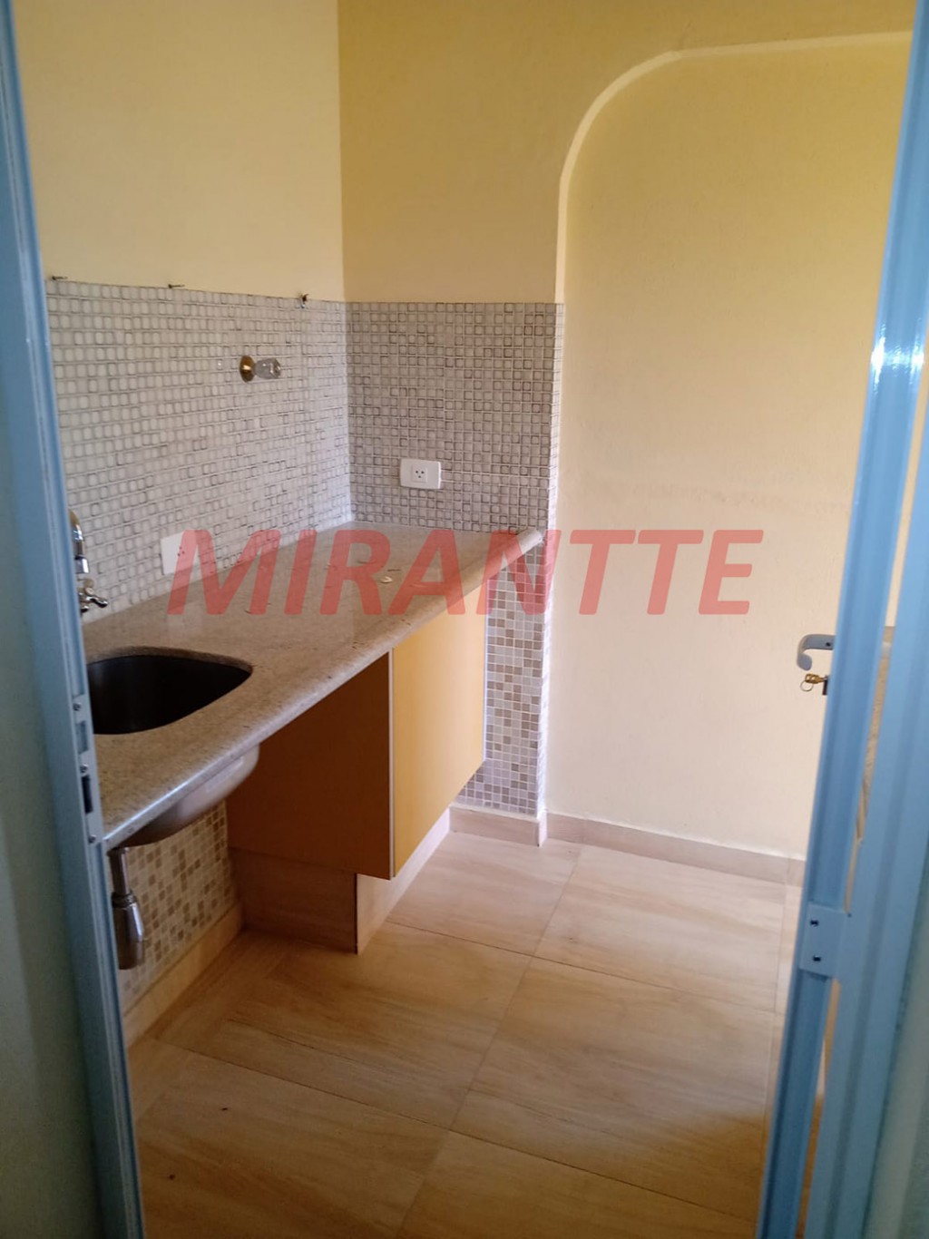 Sobrado de 550m² com 8 quartos em Serra Da Cantareira