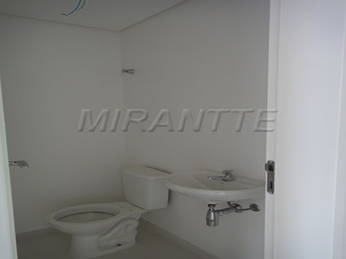 Comercial de 84m² em Santana