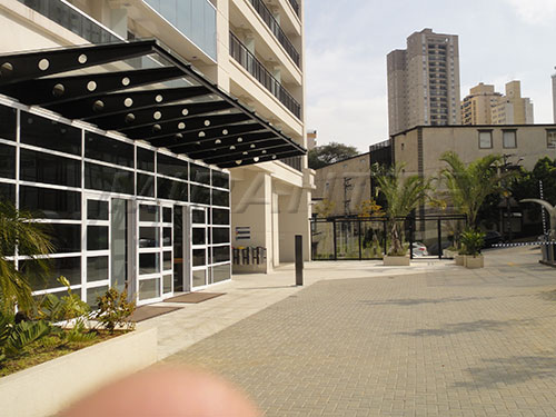 Comercial de 84m² em Santana