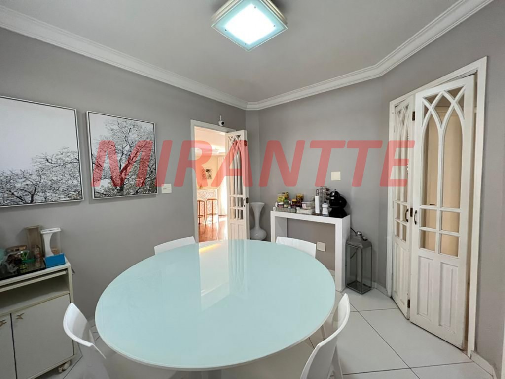 Apartamento de 272m² com 4 quartos em Santa Terezinha