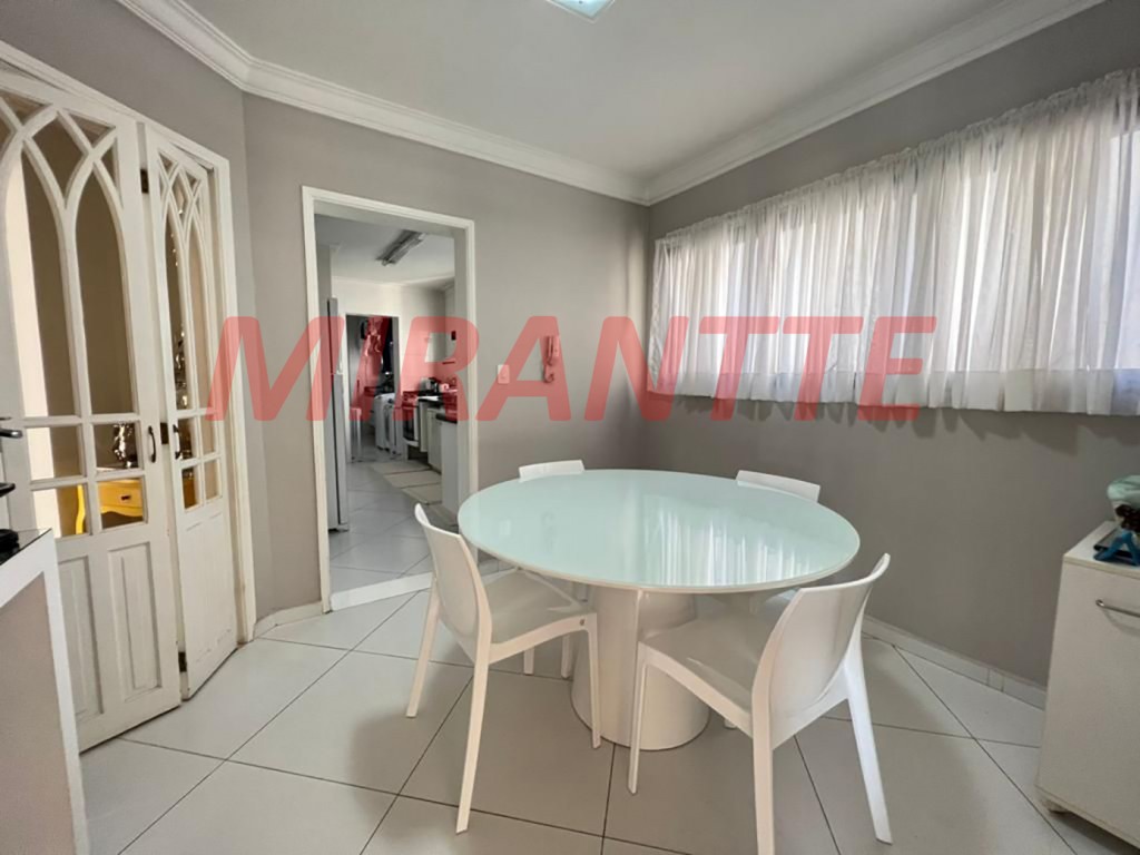 Apartamento de 272m² com 4 quartos em Santa Terezinha