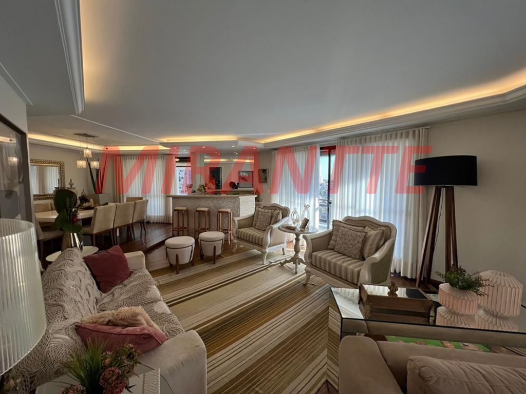 Apartamento de 272m² com 4 quartos em Santa Terezinha