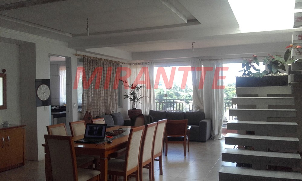 Sobrado de 315m² com 4 quartos em Vila Albertina
