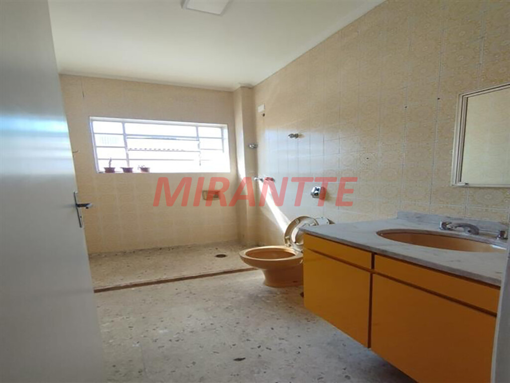 Comercial de 231m² com 3 quartos em Santana