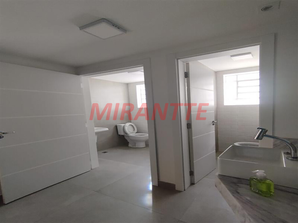 Comercial de 231m² com 3 quartos em Santana