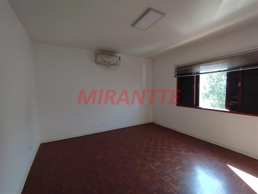 Comercial de 231m² com 3 quartos em Santana