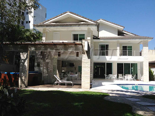 Casa terrea de 650m² com 6 quartos em RIVIERA DE SAO LOURENCO
