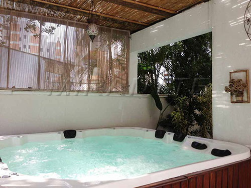 Casa terrea de 650m² com 6 quartos em RIVIERA DE SAO LOURENCO
