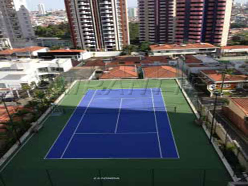 Apartamento de 392m² com 4 quartos em Vila Analia Franco