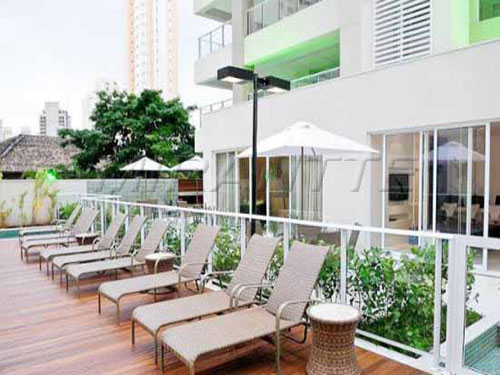 Apartamento de 392m² com 4 quartos em Vila Analia Franco