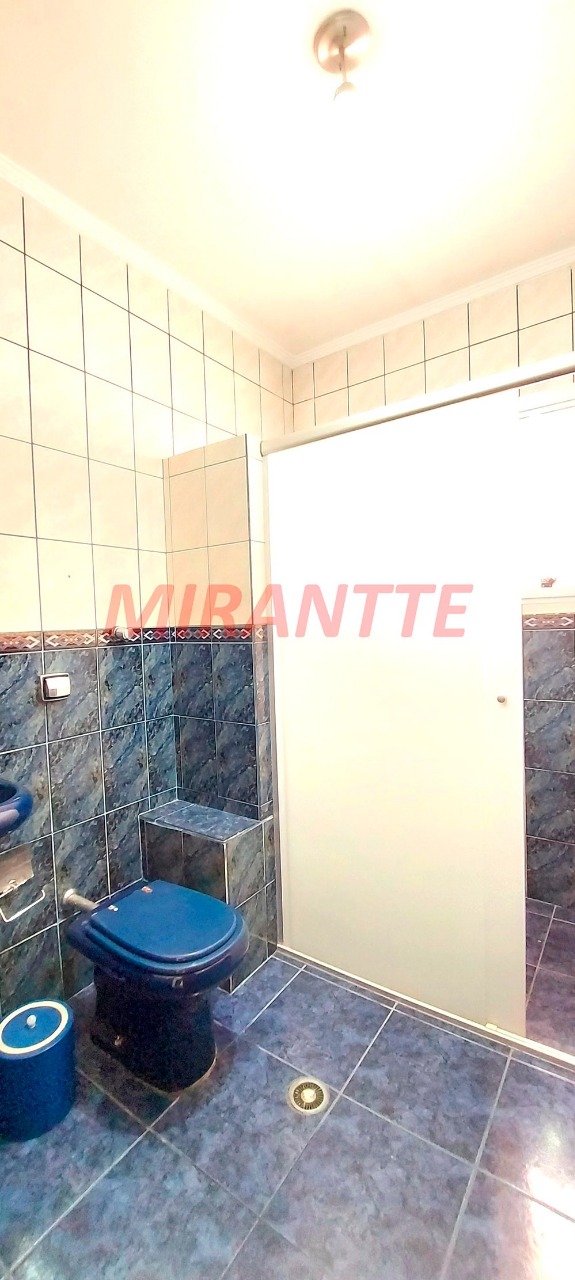 Sobrado de 262m² com 5 quartos em Vila Mazzei