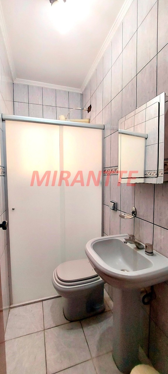 Sobrado de 262m² com 5 quartos em Vila Mazzei