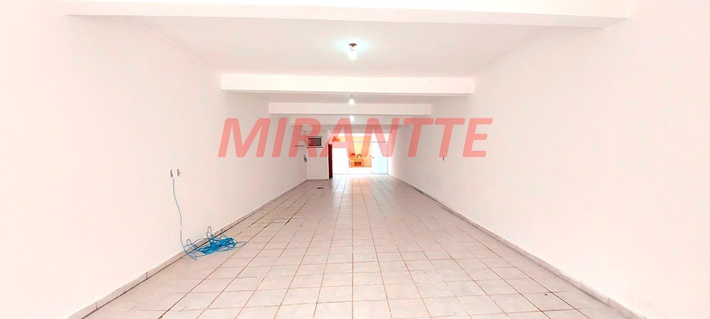 Sobrado de 262m² com 5 quartos em Vila Mazzei