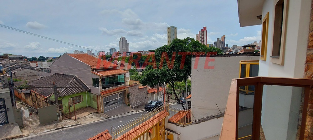 Sobrado de 262m² com 5 quartos em Vila Mazzei