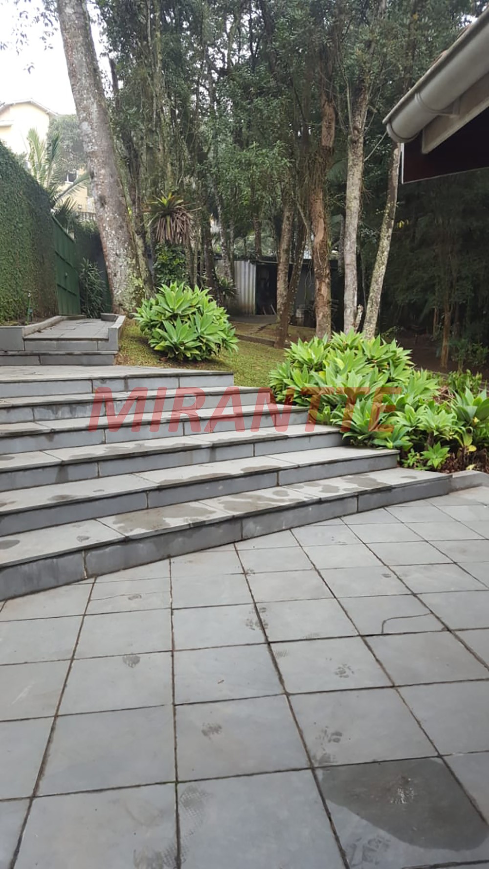 Casa terrea de 419m² com 4 quartos em Serra Da Cantareira