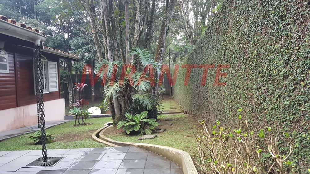 Casa terrea de 419m² com 4 quartos em Serra Da Cantareira