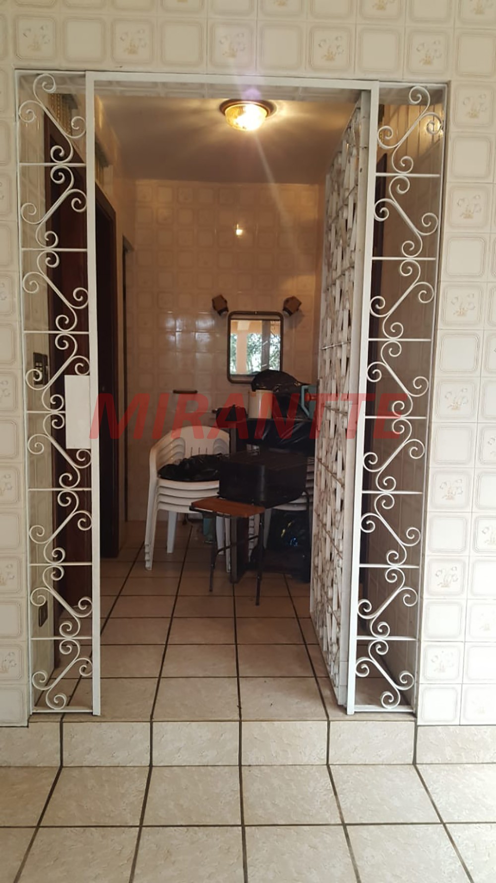 Casa terrea de 419m² com 4 quartos em Serra Da Cantareira