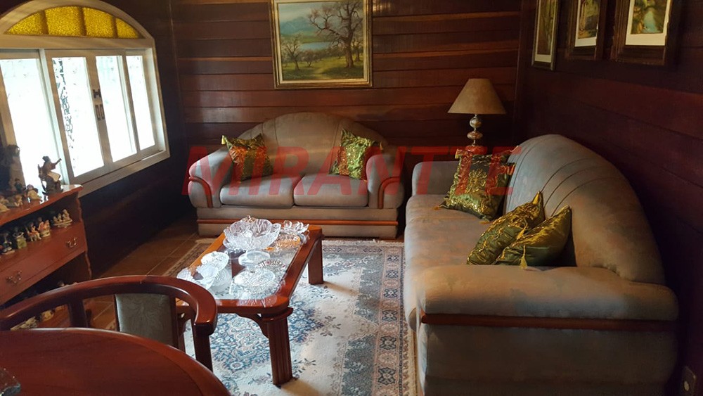 Casa terrea de 419m² com 4 quartos em Serra Da Cantareira