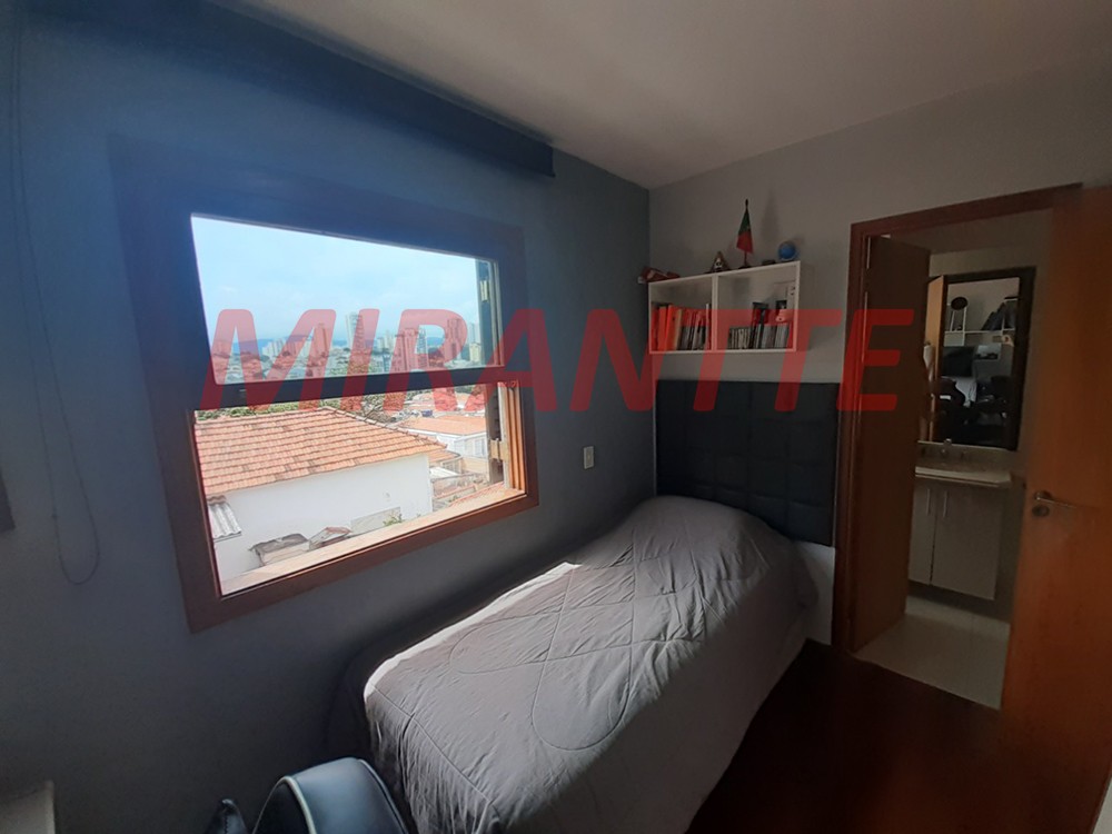 Sobrado de 184m² com 3 quartos em Água Fria