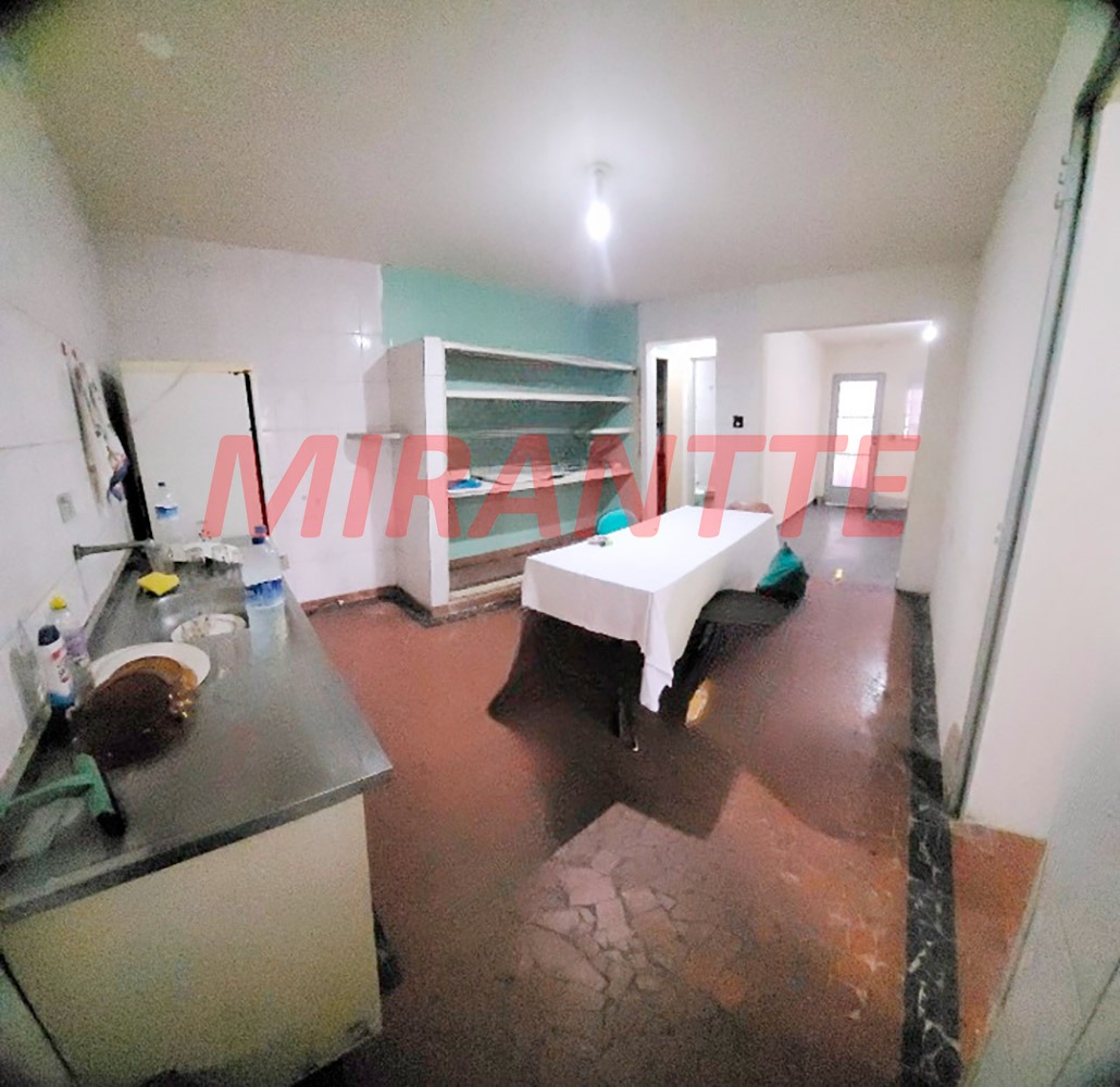 Comercial de 418.4m² em Limão