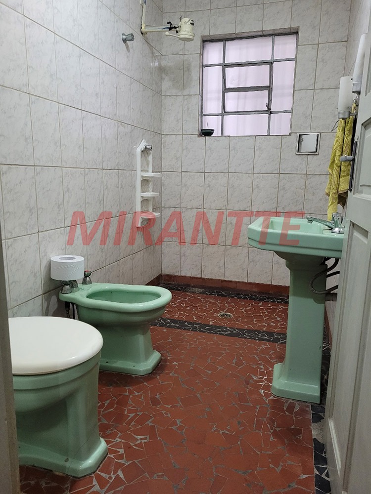 Comercial de 418.4m² em Limão