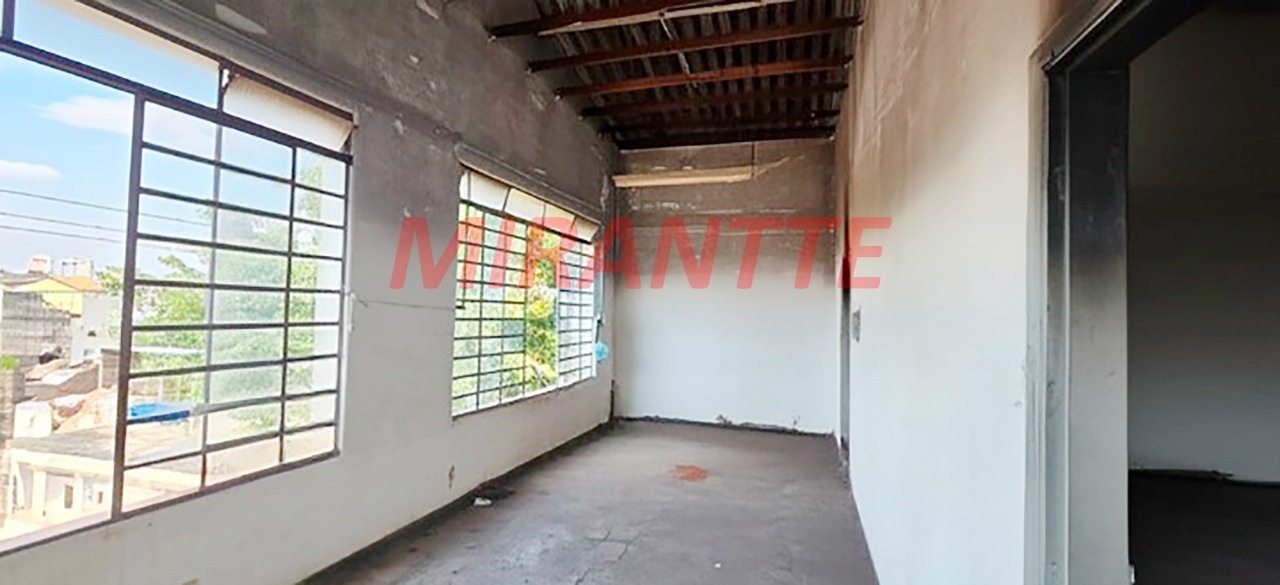Comercial de 418.4m² em Limão