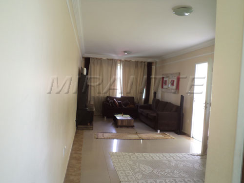 Sobrado de 180m² com 3 quartos em Vila Mazzei